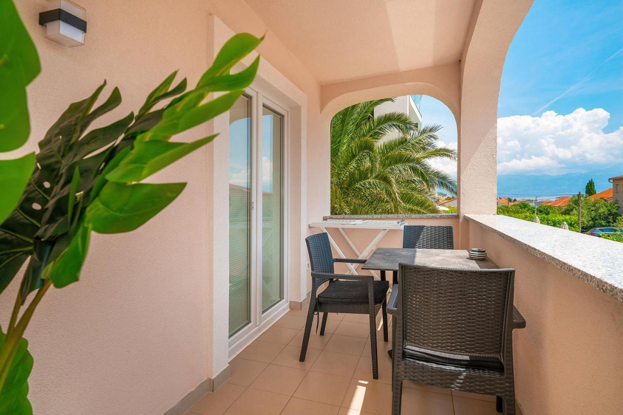Apartments Gerta With Terrace Baška Exterior foto